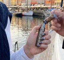 Vindsikker gas lighter med kraftig flamme